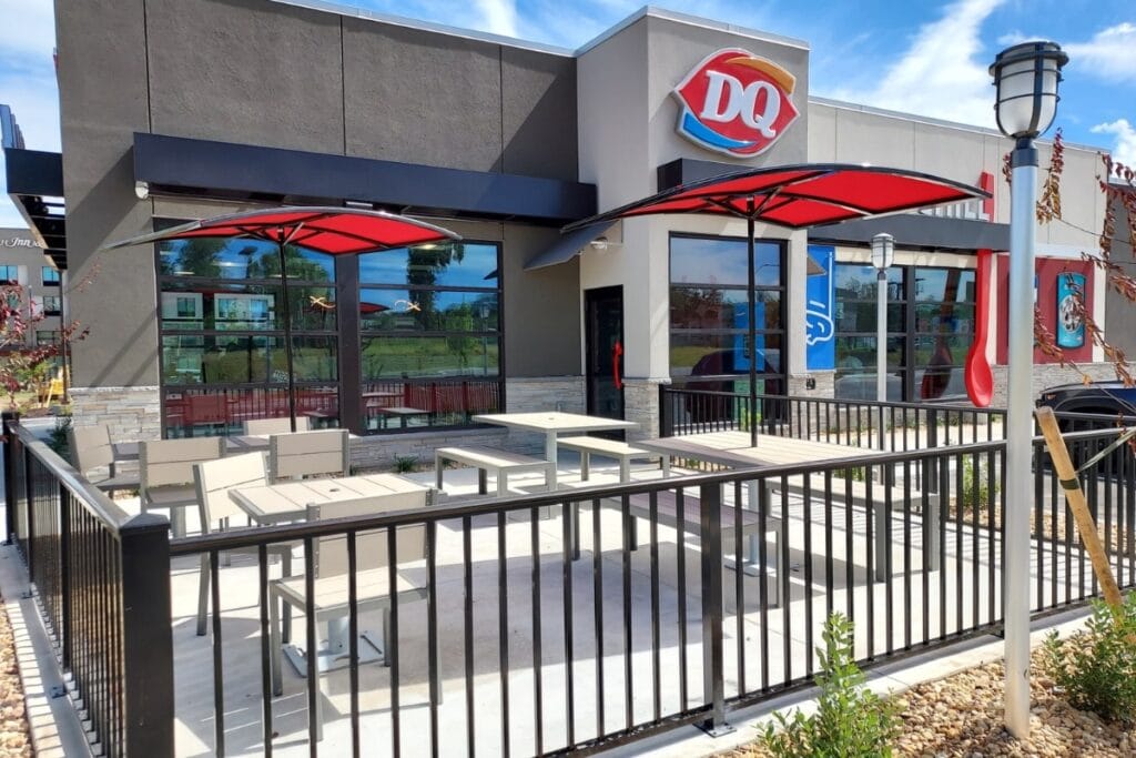 Dq grill outlet & chill